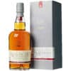glenkinchie edinburgh single malt scotch whisky glenkinchie 2 Intensiver Torfgeruch mit Noten von Jod und Seetang und reicher tiefer Süße. Trockener Torfrauch füllt den Gaumen mit einer sanften und dennoch kraftvollen Süße, um dann Noten von Meer und Salz mit Anflügen von Holz zu weichen. Ein langes, elegantes, von Rauchigkeit erfülltes Finish mit viel Salz und Meeresalgen. glenkinchie-edinburgh-single-malt-scotch-whisky-glenkinchie-2