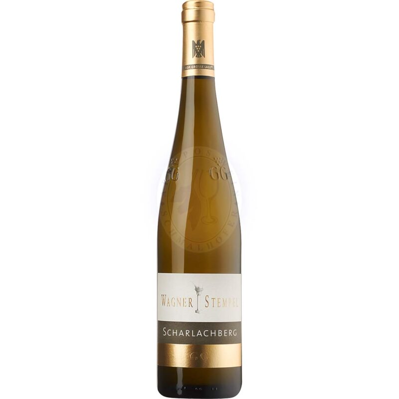 238268 Product Riesling mit aromatischen Noten von Zitrusfrüchten, saftigen Pfirsichen und exotischen Blüten. Am Gaumen entfaltet er seinen vollen Charakter, mit einer ausgewogenen Säure und einer perfekten Balance zwischen Süße und Frische.