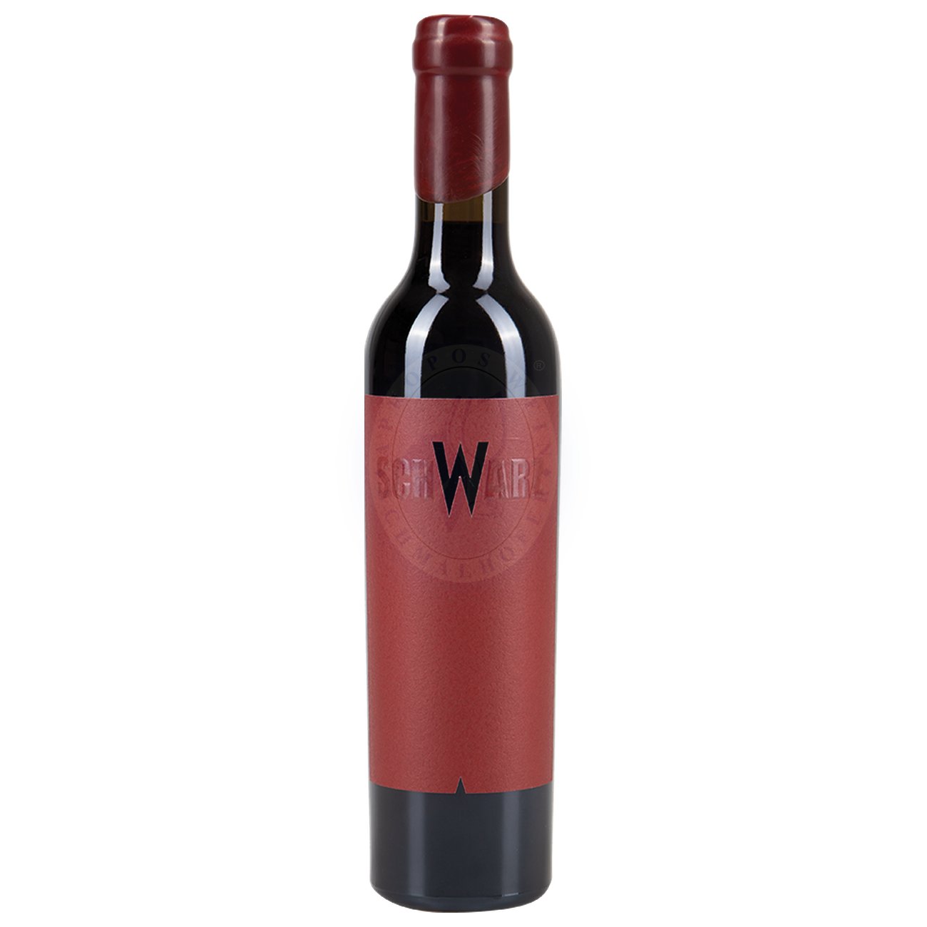 550367 Product Im Glas präsentiert sich der Schwarz Rot in einem dunklen Rubingranat mit violetten Reflexen. Das Bouquet überzeugt mit Aromen von dunklen Beeren, Schwarzkirsche, Brombeere, Pflaume, feiner Salzlakritze, etwas Graphit und Eisen mit leicht rauchigen Anklängen. 9120015423791-2023