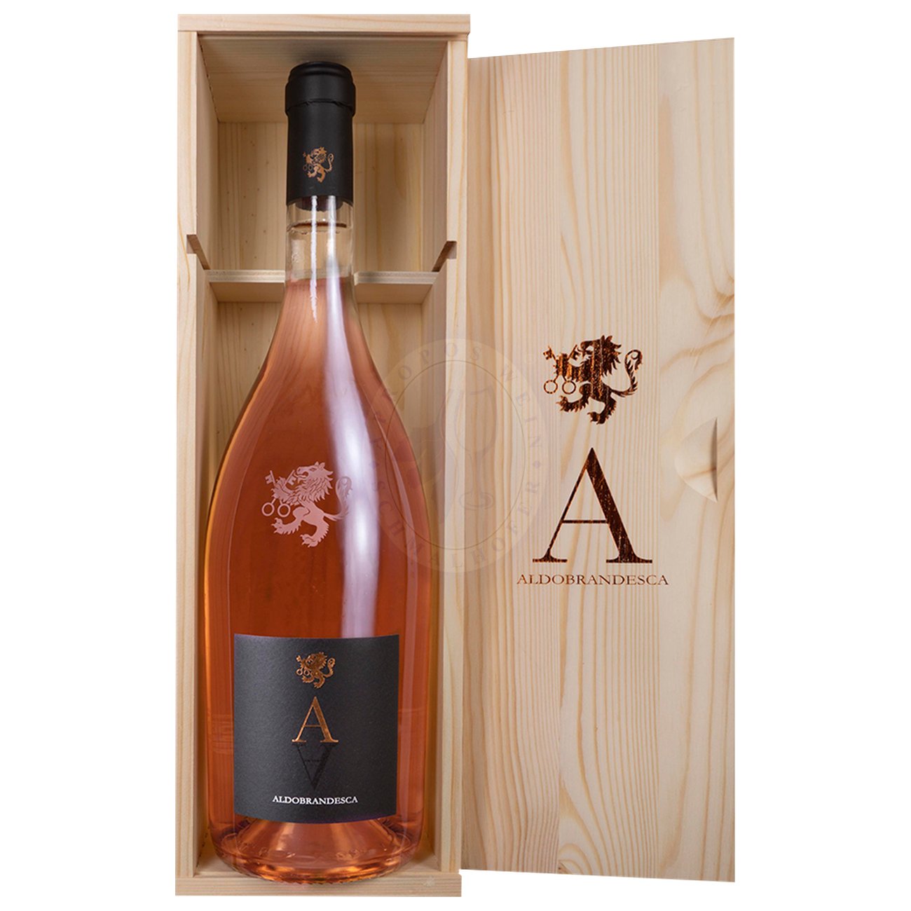 559953 Product Der A Rosato 2023 von Fattoria Aldobrandesca, einem Weingut der Familie Antinori, präsentiert sich in einem zarten Korallenrosa. In der Nase entfalten sich florale Noten von Rose, begleitet von Aromen weißer Pfirsiche, rosa Grapefruit sowie delikaten Anklängen von Jasmin, Bergamot und einem Hauch Ingwer. 101387