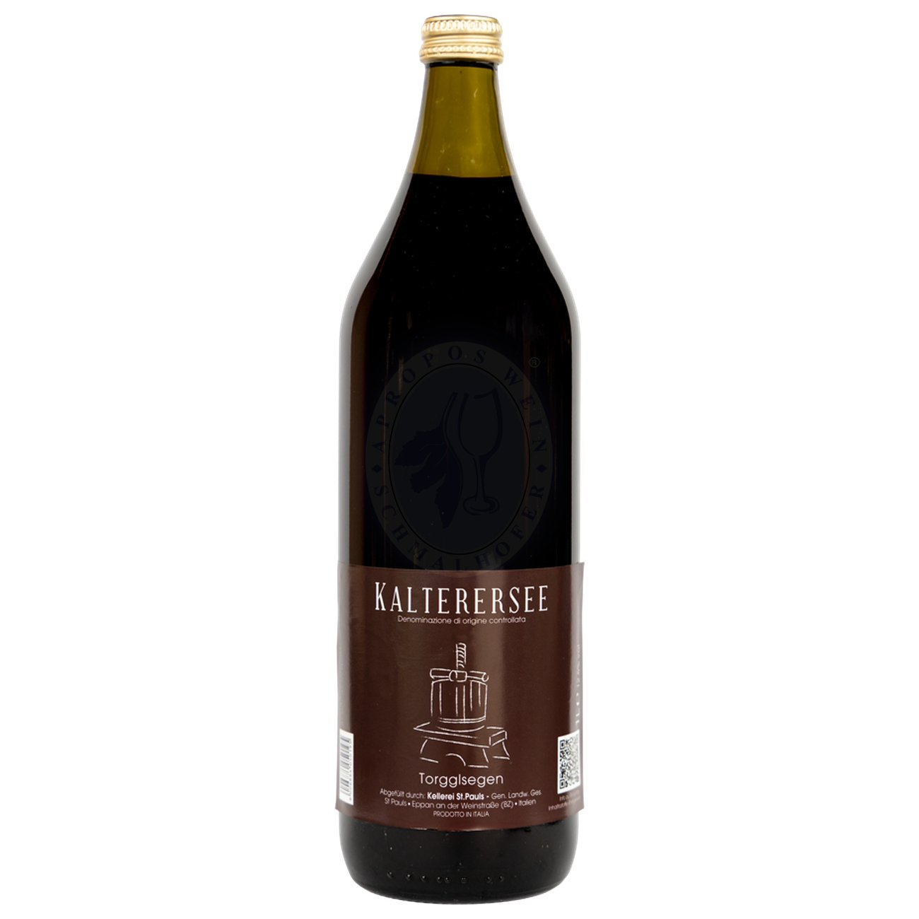 610399 Product Im Glas präsentiert sich der Kalterersee in einem hellen Rubinrot mit leichten violetten Reflexen. Das Bouquet ist zart, feinfruchtig und sehr einladend: Aromen von Kirschen, roten Johannisbeeren, Veilchen und einem Hauch Bittermandel steigen in die Nase 8006884050195