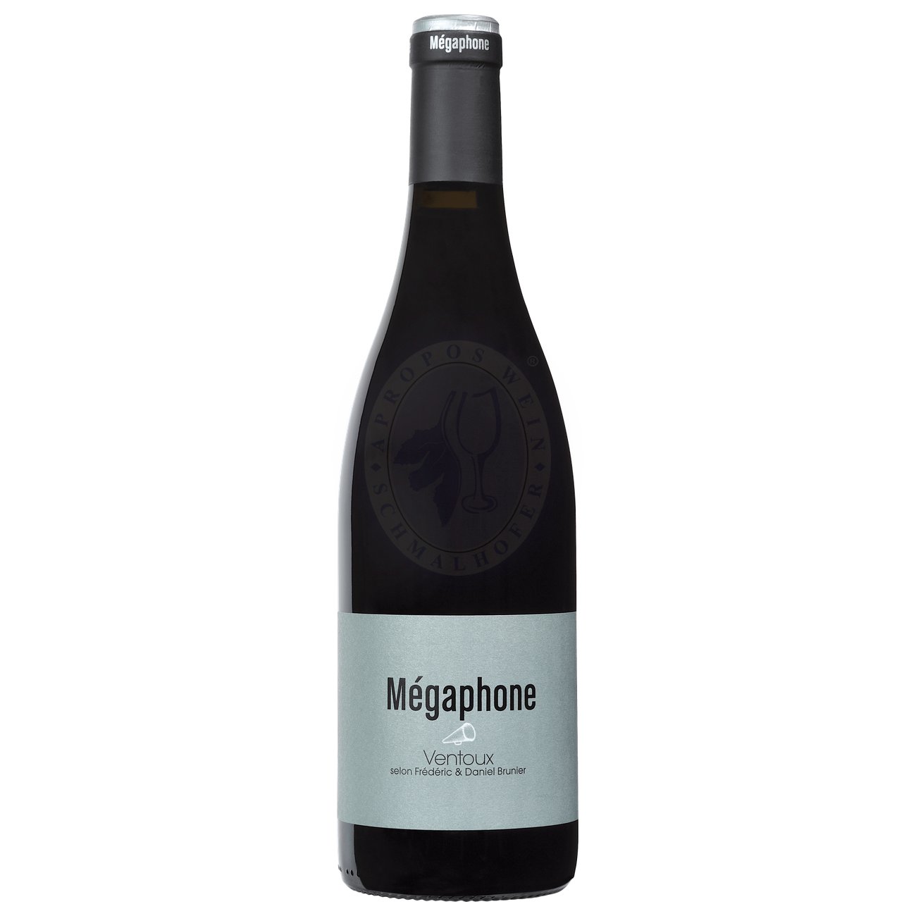 680957 Product Der Jahrgang 2023 profitierte enorm von der besonderen Lage am Fuße des „Giganten der Provence“ (Mont Ventoux). Die kühleren Nächte sorgen hier für eine Frische, die man im heißen Tal oft vermisst. Im Glas zeigt sich der Mégaphone in einem leuchtenden, transparenten Rubinrot. Das Bouquet ist wunderbar offen, ehrlich und geprägt von der Dominanz der Grenache-Traube (ca. 80 %), ergänzt durch Syrah. Es entfaltet sich ein korbvoller Duft von frischen roten Früchten: Himbeeren, Walderdbeeren und knackige Kirschen stehen im Vordergrund. 112703