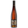 709020 Product Riesling Jesuitengarten GG 2023 von Weingut von Winning präsentiert sich als ein außergewöhnlich eleganter, tiefgründiger und von pfälzer-typischer Terroir-Finesse sowie glasklarer, reifer Steinobst- und Zitrusfrucht, ätherischer Kräuterwürze, kühler Basalt-Mineralität und schwebender cremiger Eleganz geprägter Kult-Weißwein. In der Nase entfaltet dieser handwerklich meisterhaft erzeugte Riesling ein hochexpressives, vielschichtiges Bouquet aus saftigen gelben Äpfeln, reifem Weinbergspfirsich, knackiger Mirabelle, gewürzter Kumquat und feinen floralen Nuancen von Kamille, Bienenwachs sowie kühlen Wiesenkräutern. 115900