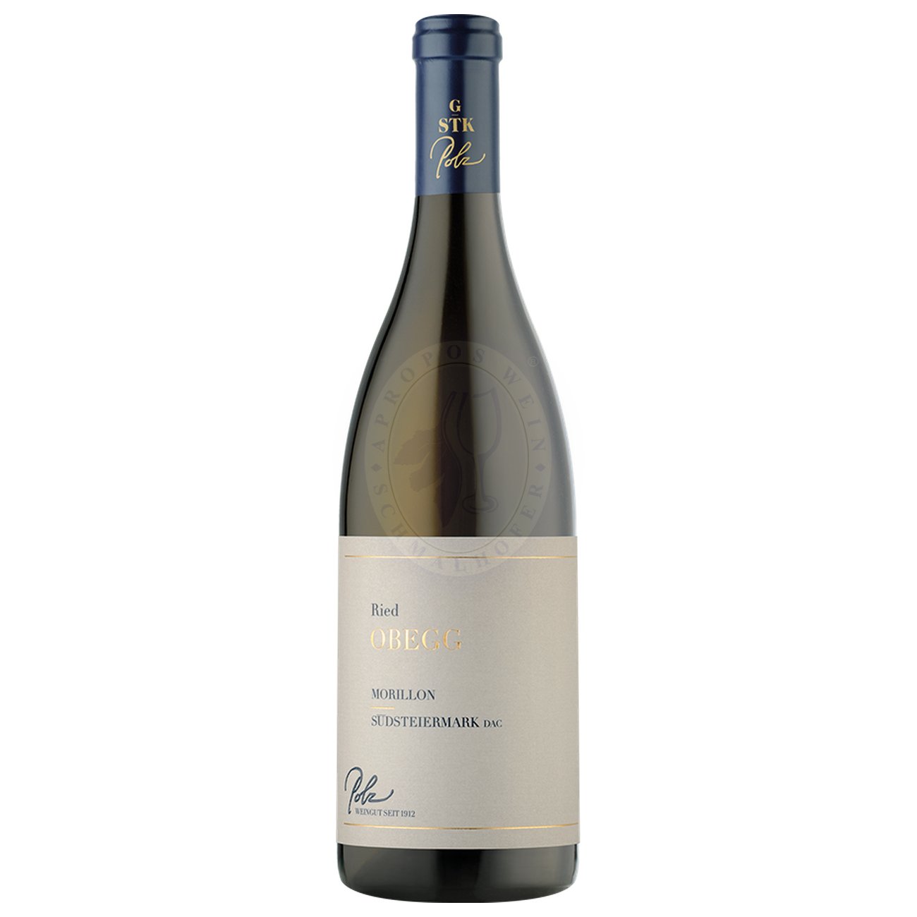 714711 Product Ein monumentales österreichisches Weißwein-Statement von burgundischer Finesse, tiefgründigem Schmelz und unverkennbarer südsteirischer Handwerkskunst präsentiert das renommierte Weingut Polz. Das betörend offene, tiefgründige Bouquet entfaltet ein glasklares Aromenspiel aus reifem gelbem Apfel, saftiger Birne und einem Hauch von Honigmelone, meisterhaft unterlegt von edlem Brioche, gerösteten Haselnüssen, zartem Nougat und einer faszinierend kargen, kreidigen Kalk-Mineralik. 9007899622406-2020